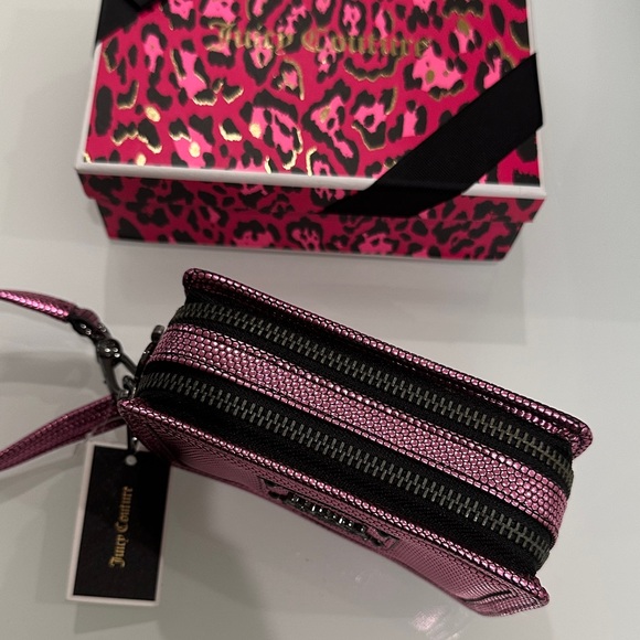 Juicy Couture double zip wallet - Picture 3 of 7